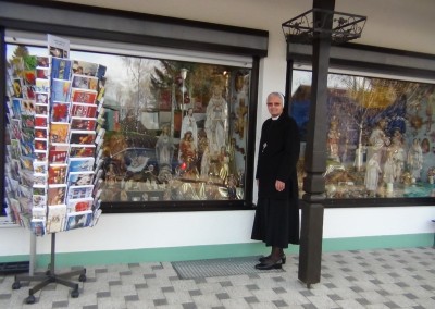 Dienerinnen Christi im Laden in Wigratzbad
